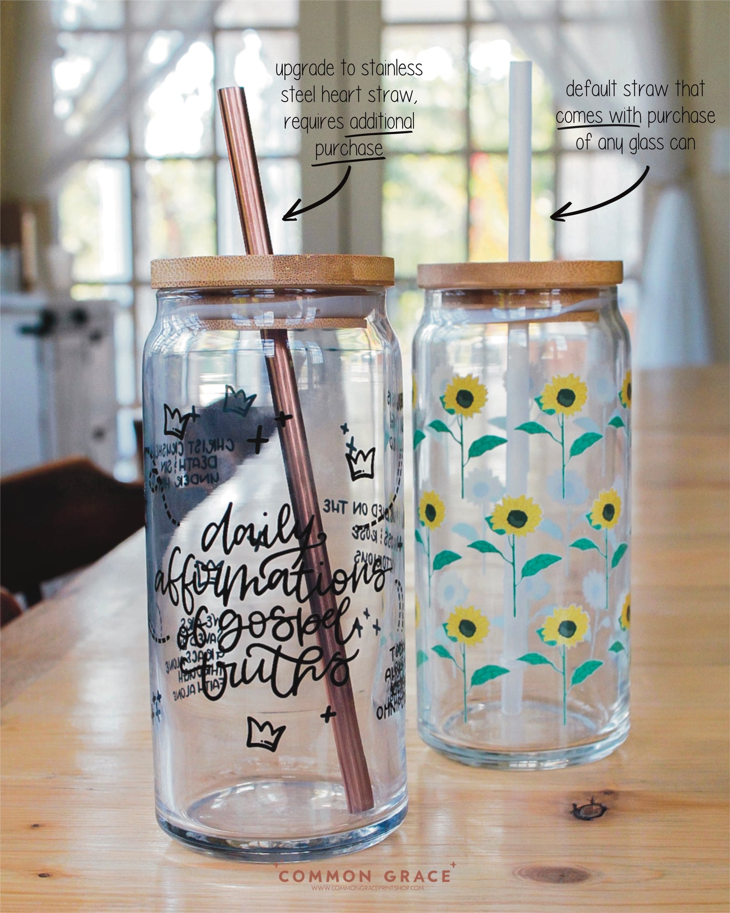 Two straw options - default plastic straw or stainless steel heart straw (requires additional purchase)